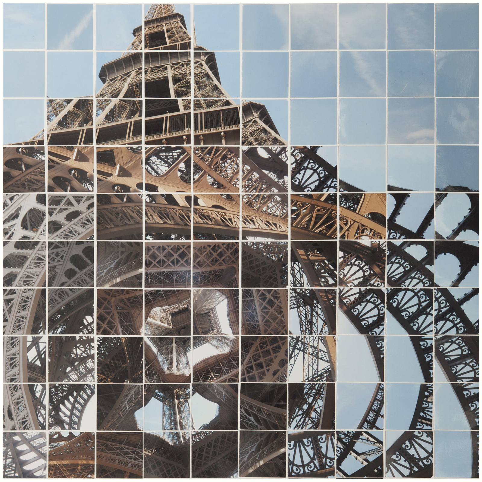 photographie d'art de la Tour Eiffel en danseuse, &agrave; Paris, collage photographique par l'artiste Johanna PERNOT